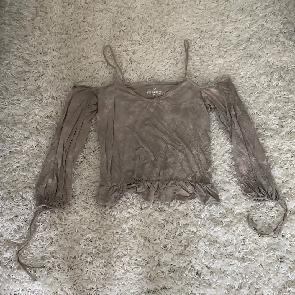 AEO Off-the-shoulder long sleeve tank